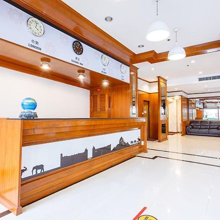 Fa Dragon Hotel Chiang Mai Bagian luar foto